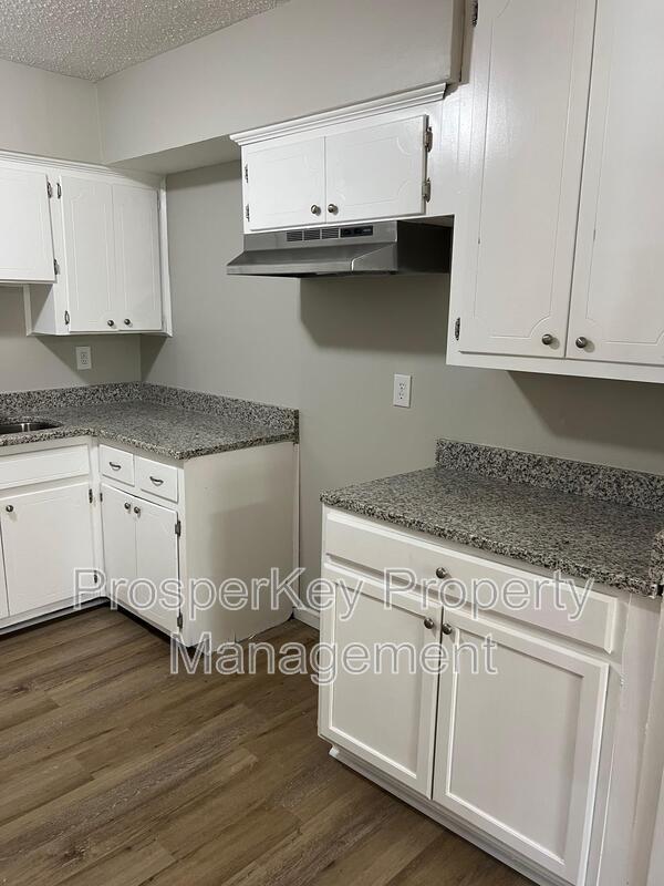 Building Photo - 3407 Flintstone Ct