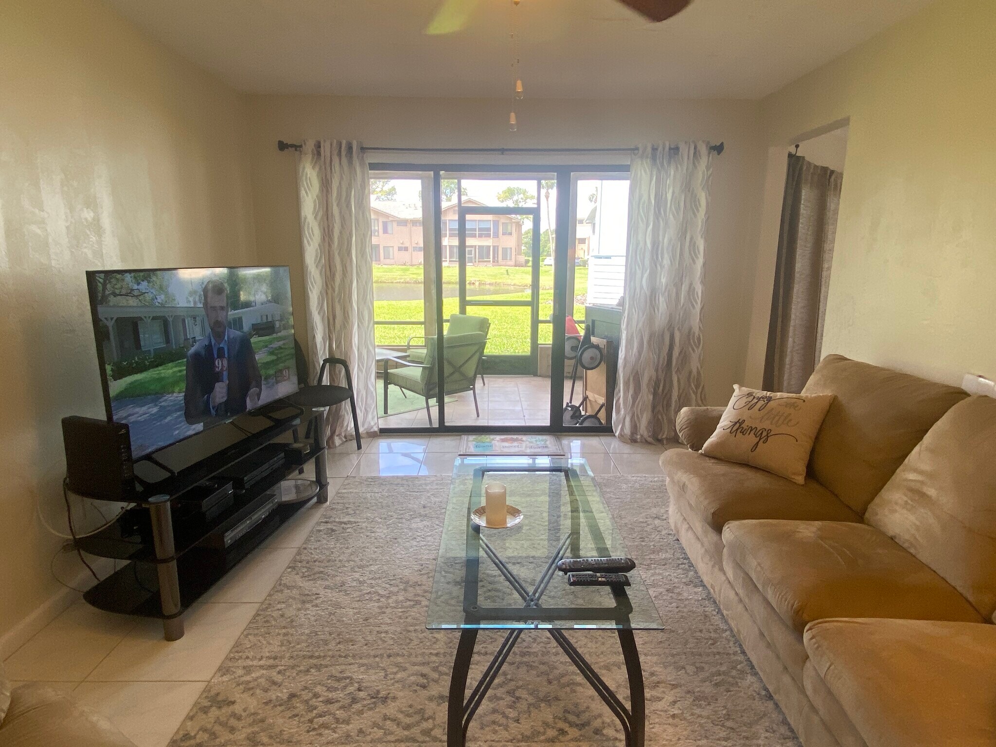 Building Photo - 130 Blue Heron Dr