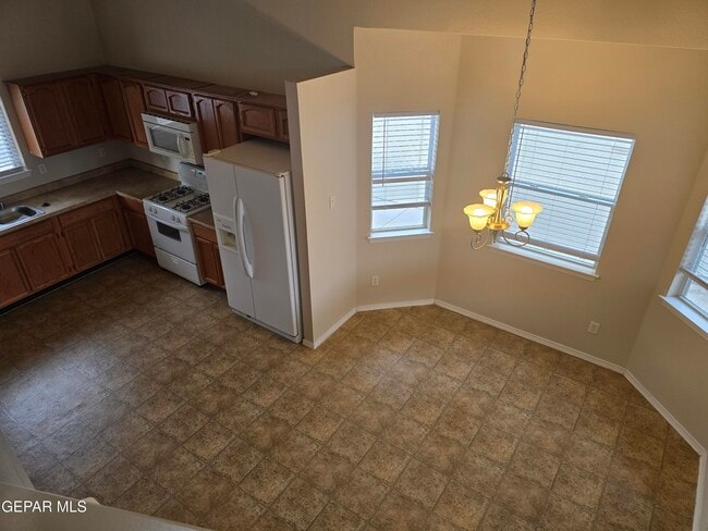 Building Photo - 14173 Smokey Point Dr