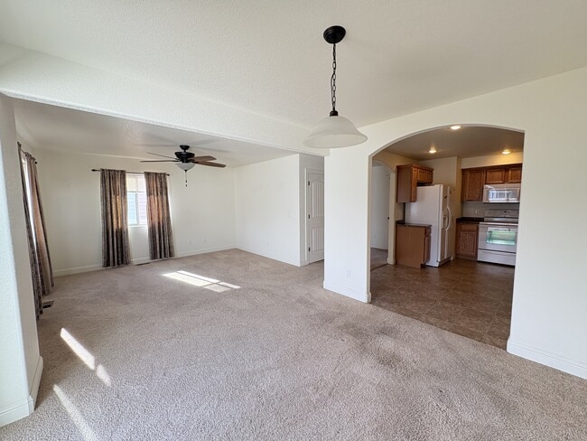 Building Photo - 3917 Gunsmoke Rd