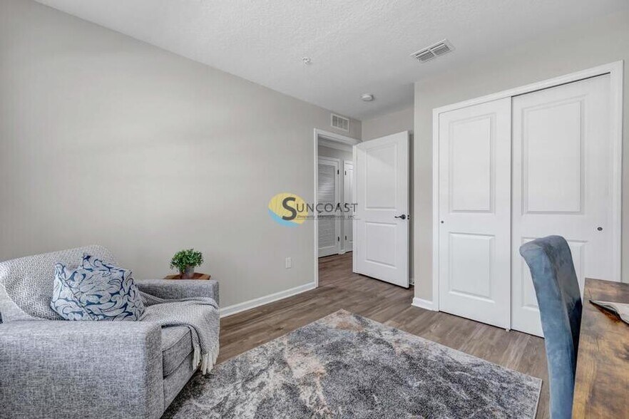Building Photo - 1510 Yelford Cir