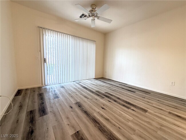 Building Photo - 813 Peachy Canyon Cir