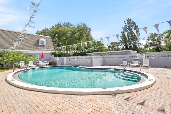 Building Photo - 1717 Belleair Forest Dr