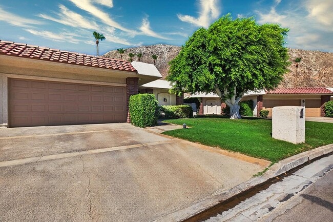 Building Photo - 77765 Cottonwood Cove