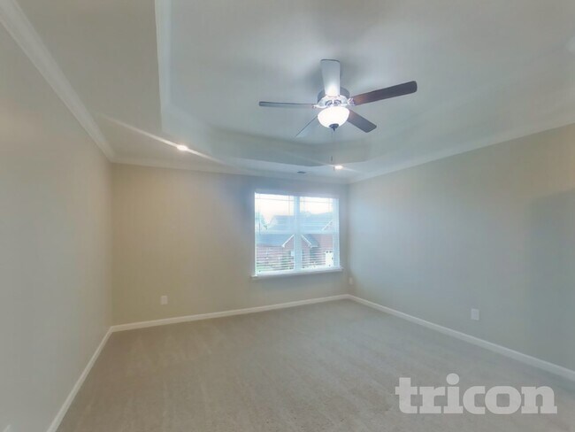 Building Photo - 143 Edgefield Ct