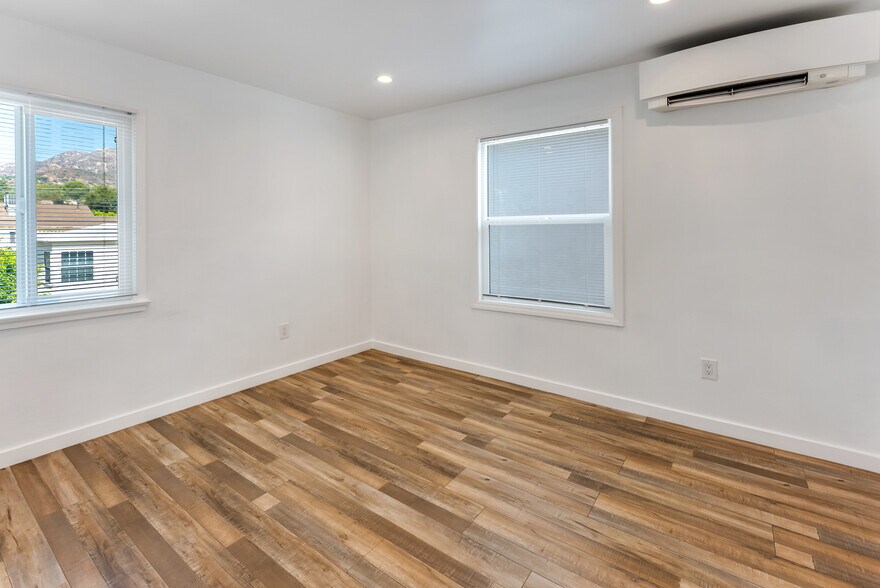 Building Photo - 6858 Quinton Ln