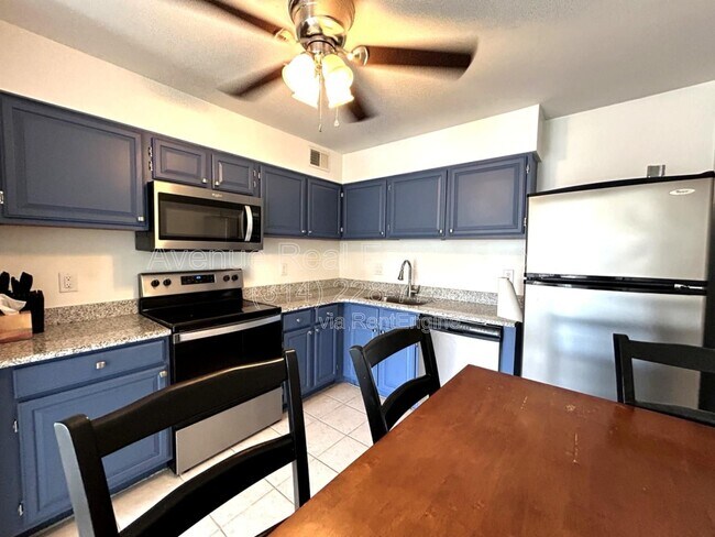 Building Photo - 7504 Triwoods Dr