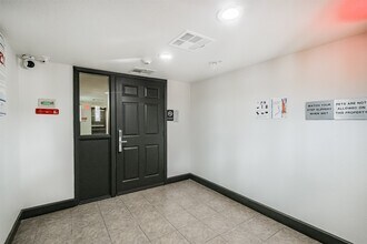 Building Photo - 1025 Swanson St