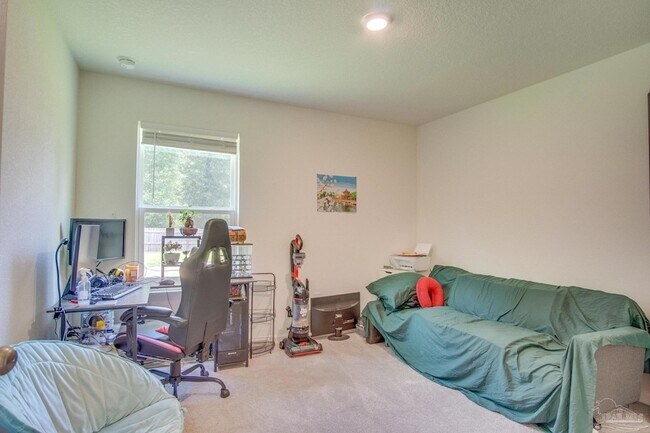 Building Photo - 6421 June Bug Dr