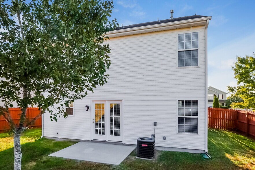 Building Photo - 14017 Sobeck Ln