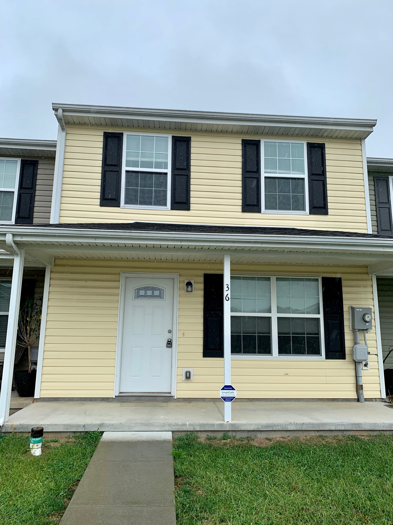 Building Photo - 36 Defy Ln