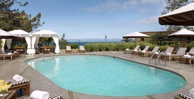 Building Photo - 1552 Camino Del Mar