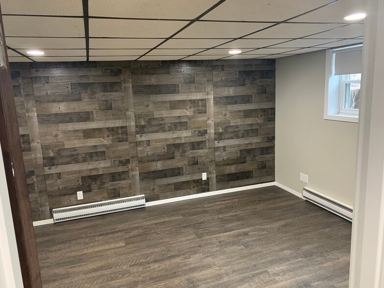 Rec room or 3rd Bedroom - 307 Valorie Ln