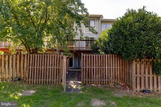 Building Photo - 9830 Sweet Mint Dr