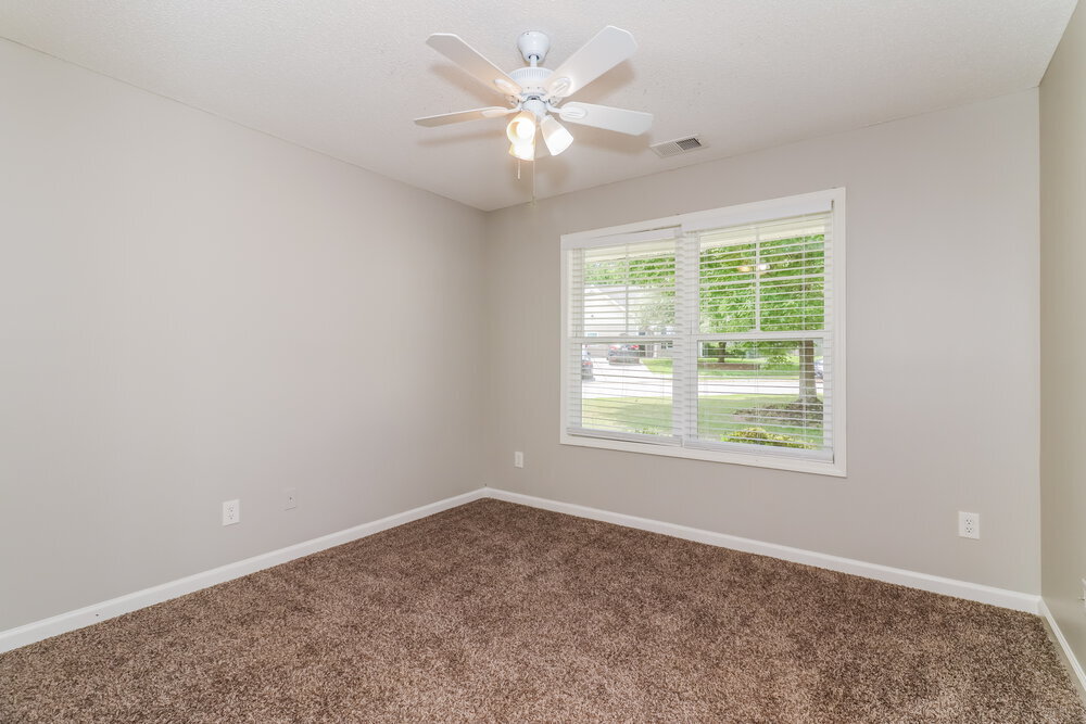 Building Photo - 218 Comet Ct