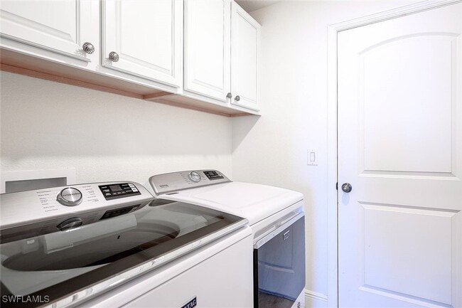 Building Photo - 6548 Bay Ridge Way