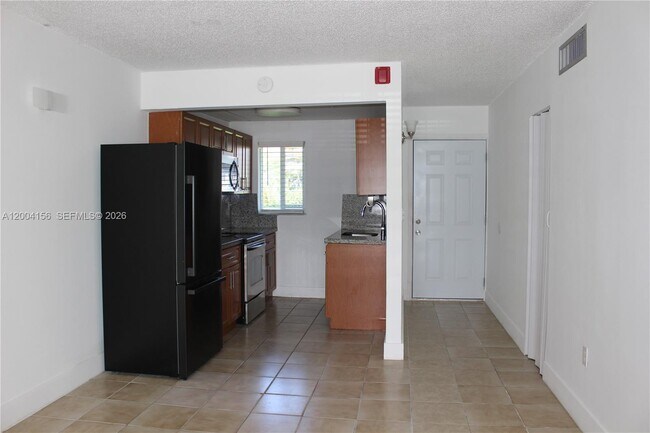 Building Photo - 4050 NW 135th St