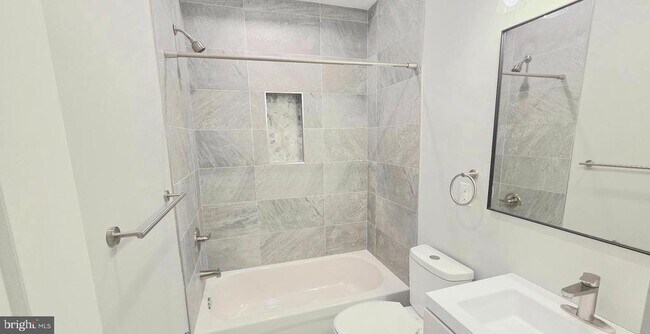 Building Photo - 5233 Chancellor St