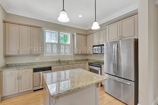 Building Photo - 1705 Doldridge St