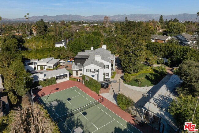 Primary Photo - 17503 Rancho St