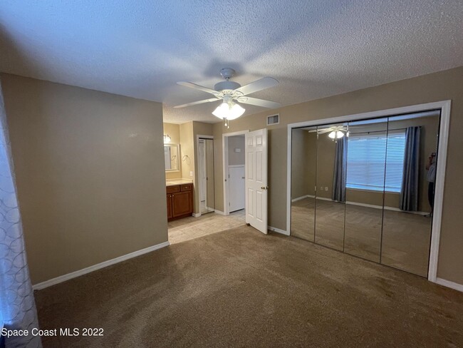 Building Photo - 1425 Malibu Cir NE