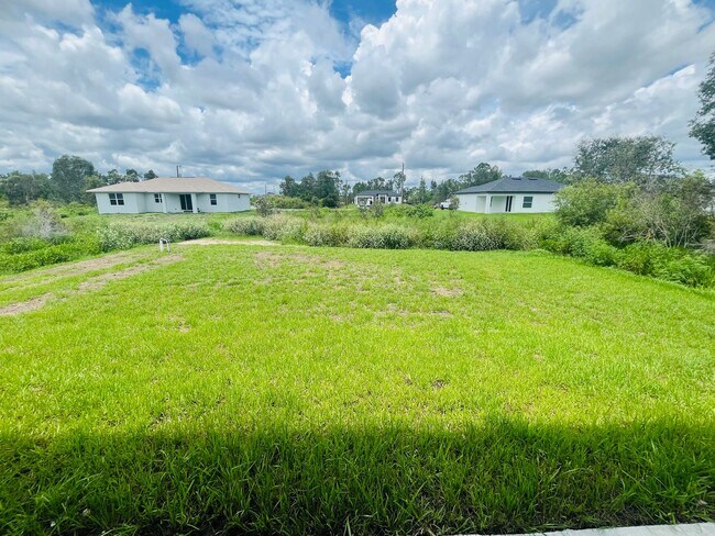 Building Photo - ASK US ABOUT FREE RENT!!*BRAND NEW TWO BED...