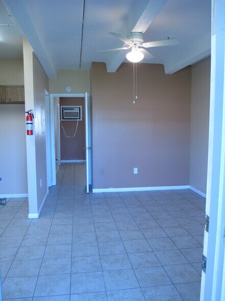 Building Photo - 1713 Dixon Blvd