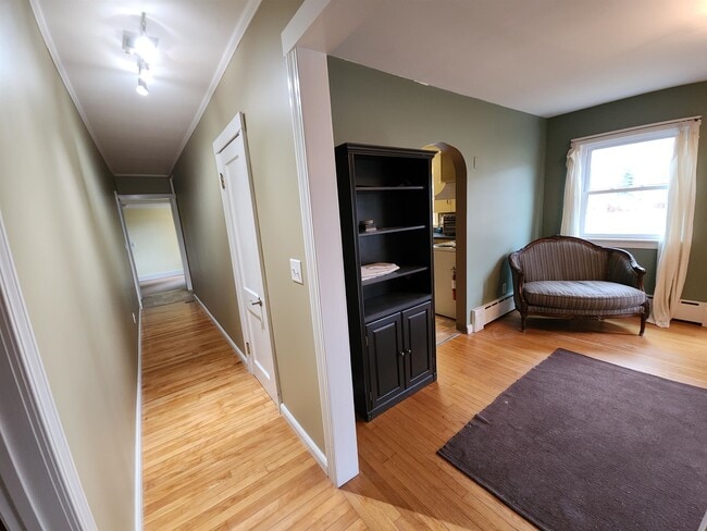 Building Photo - 907 W Swanzey Rd