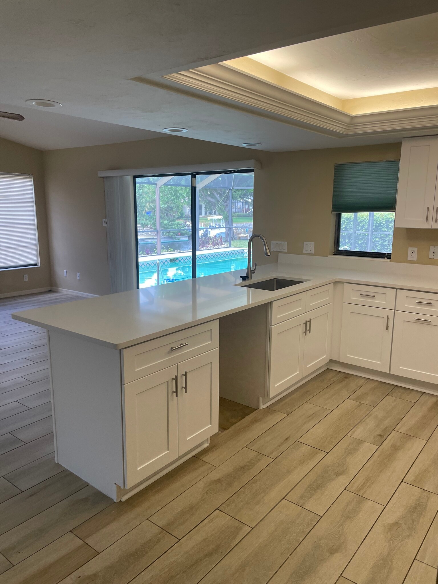 Building Photo - 2584 Longboat Dr