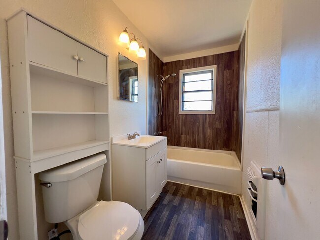 Building Photo - Two Bedroom Available Now Near Levelland City Park