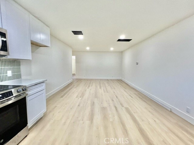 Building Photo - 1027 N Coast Hwy