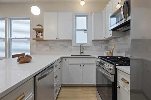 Building Photo - 1808 N Karlov Ave