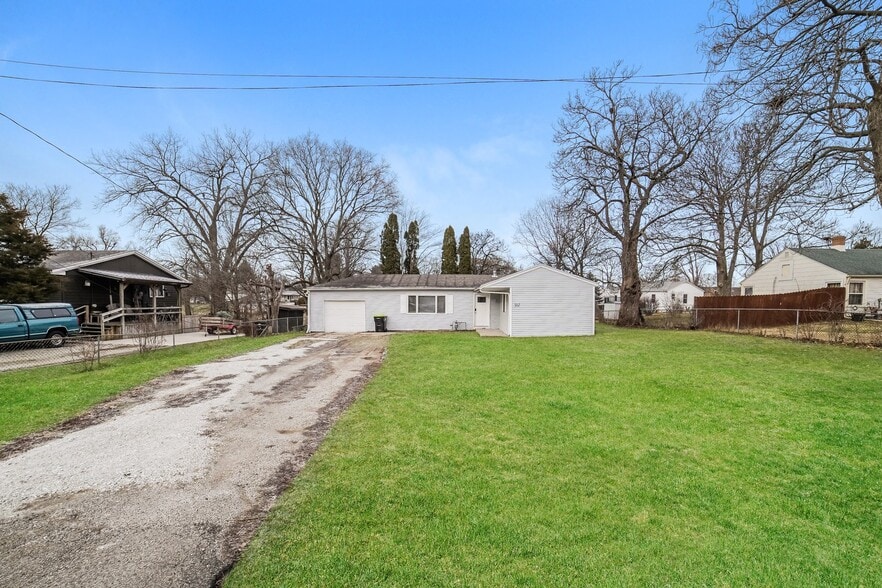 Building Photo - 302 Wagner St