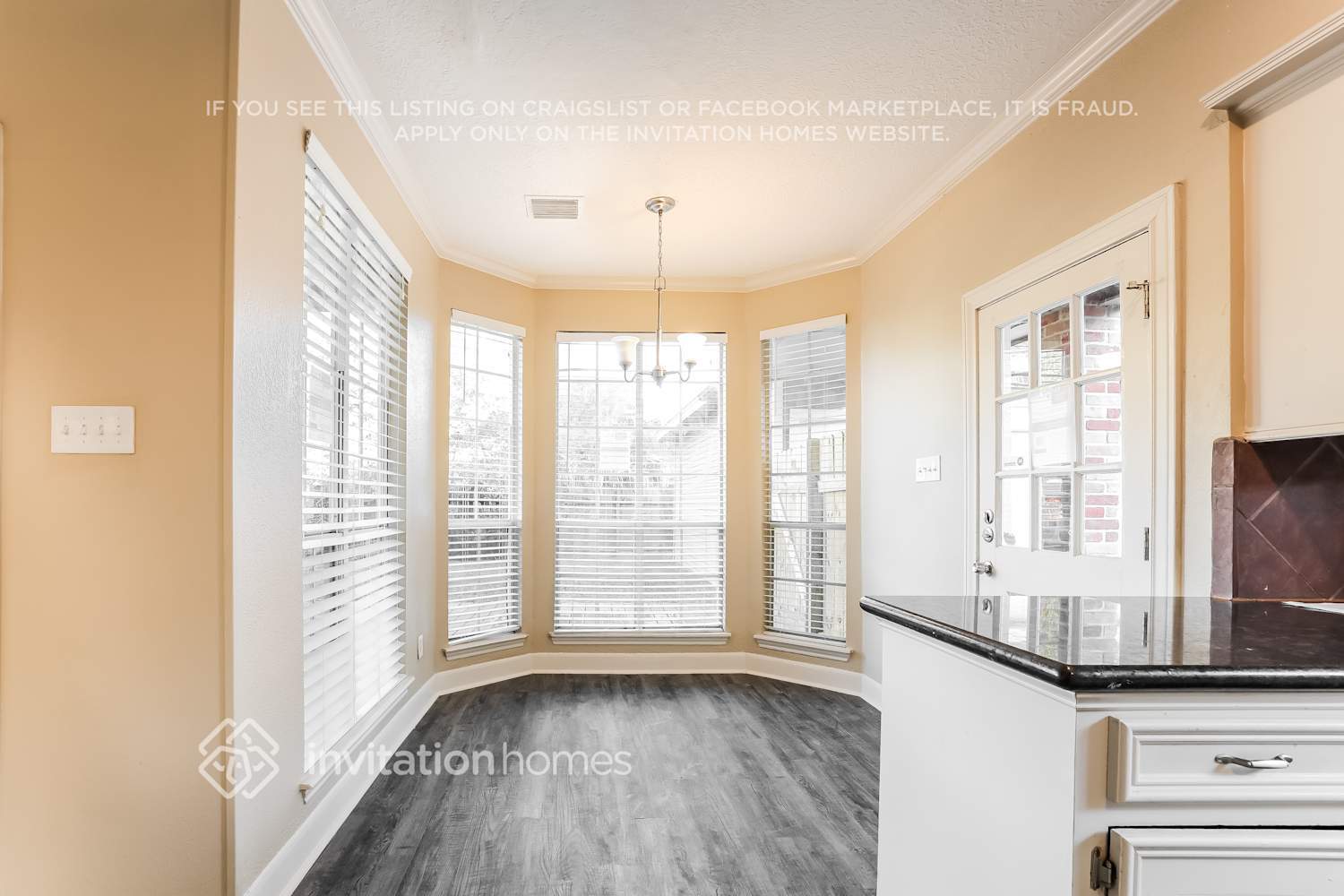 Building Photo - 18406 Spinner Ct Dr