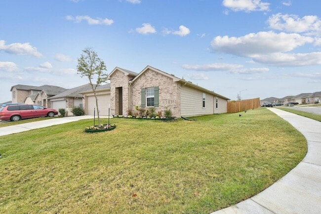 Building Photo - 6012 Xene Dr