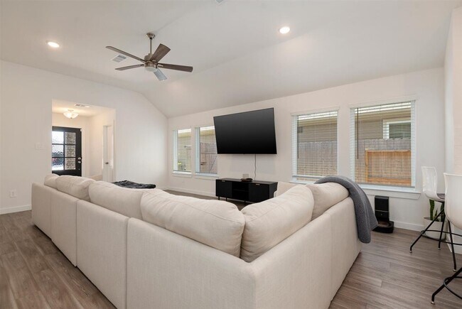 Building Photo - 17230 Black Ash Ct