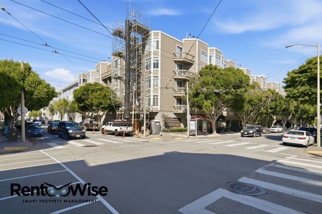 Building Photo - 2060 Sutter St