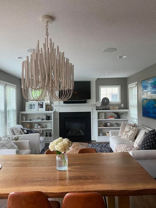 Building Photo - Upton