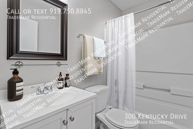 Building Photo - 300 Kentucky Dr