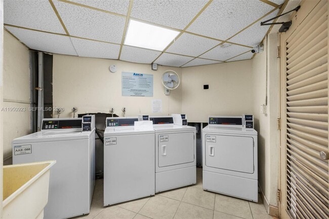 Building Photo - 6100 S Falls Cir Dr