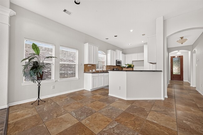 Building Photo - 26710 Bellwood Pines Dr