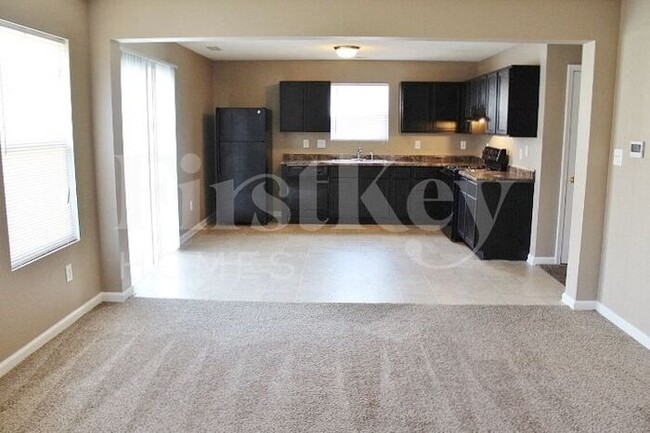 Building Photo - 10444 Apple Creek Dr