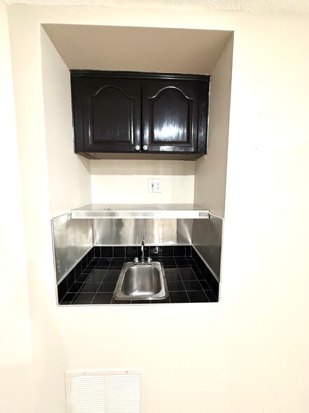 Building Photo - 3729 Hetten Ln