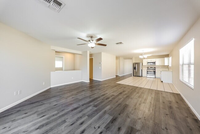 Building Photo - 15830 W Gelding Dr