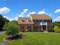 Building Photo - 13624 Creek View Dr
