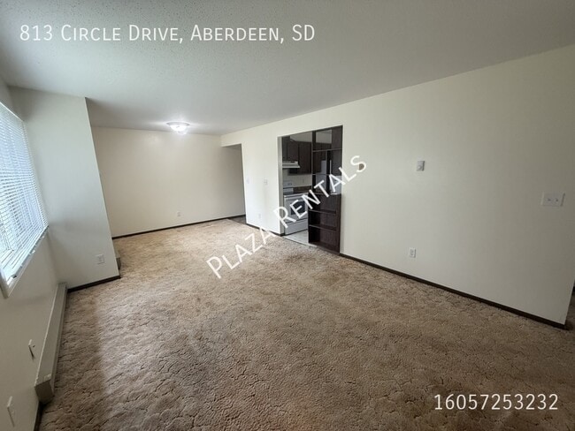 Building Photo - 1108 N 3rd St