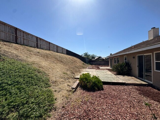 Building Photo - Beautiful home with option to expand