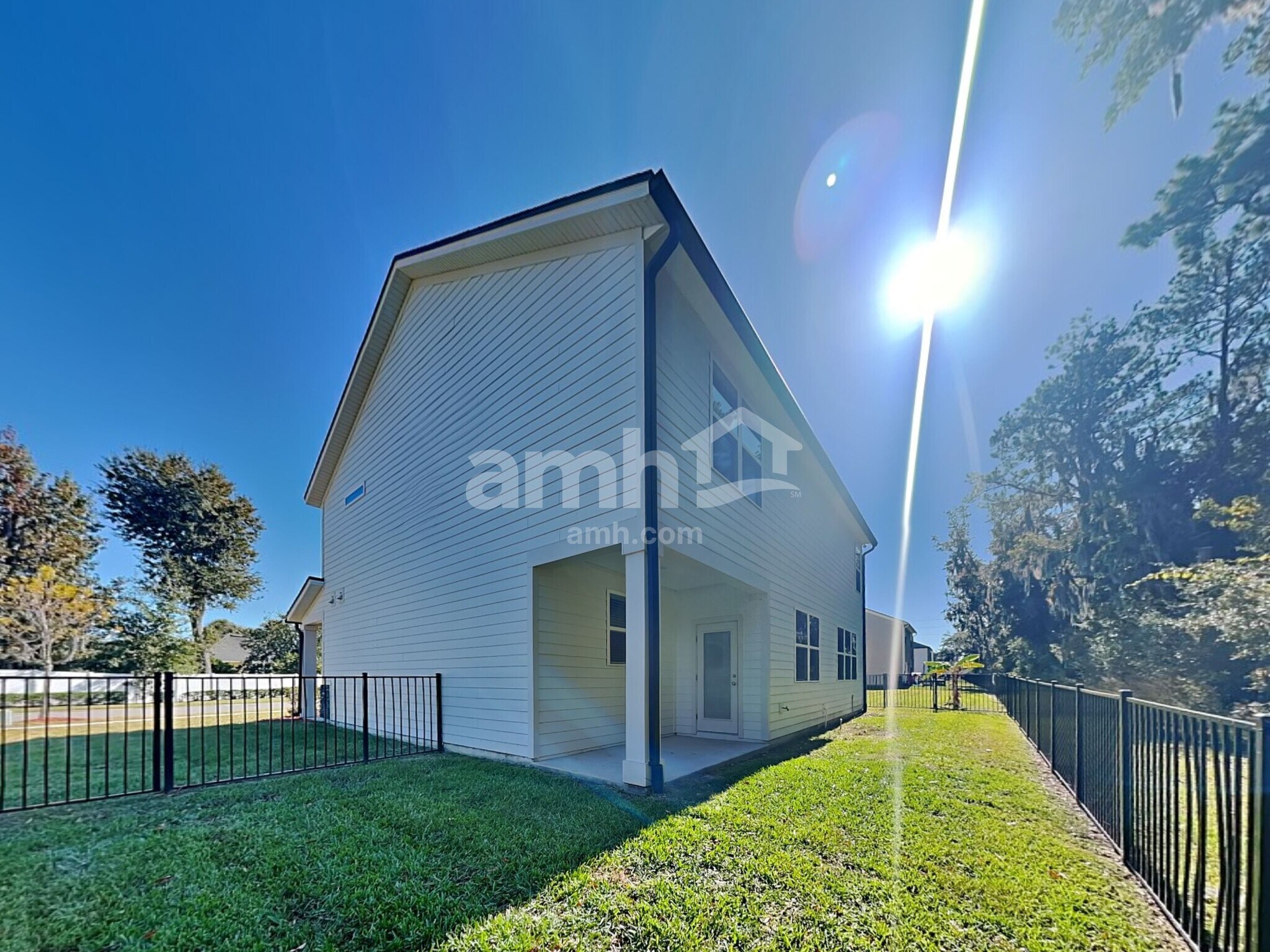 Building Photo - 1847 Silver Point