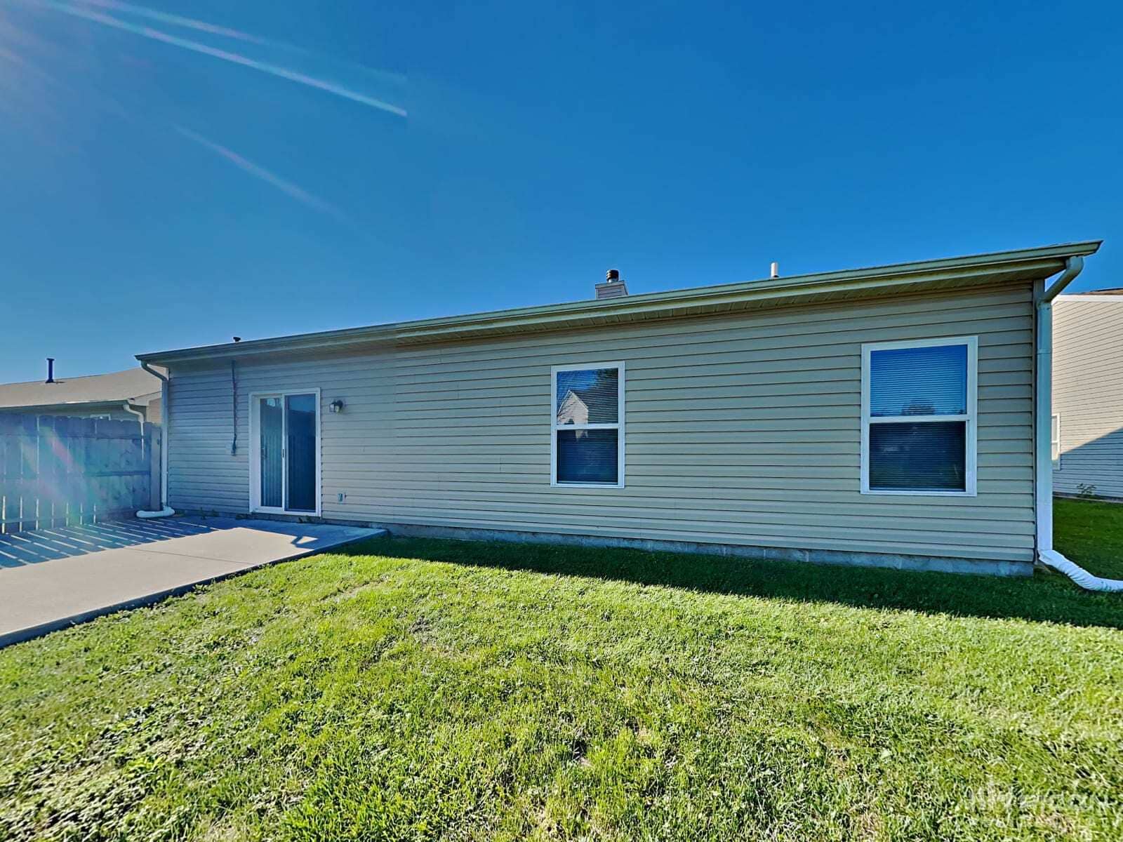 Building Photo - 1630 Jaques Dr