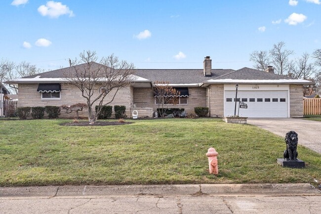 Primary Photo - 1585 Peace Pl